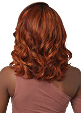 Load image into Gallery viewer, Outre Lace Front Wig - Perfect Hair Line 13X4 - Jeannie
