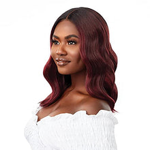 Load image into Gallery viewer, Outre Lace Front Wig - Everywear - Every8