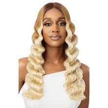 Load image into Gallery viewer, Outre Lace Front Wig - Sleeklay Part - Mariposa