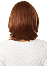 Load image into Gallery viewer, Outre Lace Front Wig - Everywear - Every44
