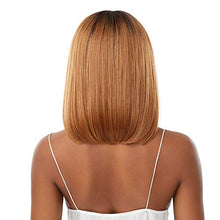 Load image into Gallery viewer, Outre Lace Front Wig - Everywear - Every3
