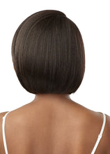 Load image into Gallery viewer, Outre Lace Front Wig - Mandi

