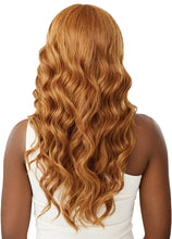 Load image into Gallery viewer, Outre Lace Front Wig - Everywear - Every35
