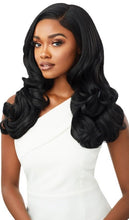 Load image into Gallery viewer, Outre Lace Front Wig - Melted Hairline - Harper
