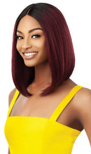 Load image into Gallery viewer, Outre The Daily Wig - Salon Blowout - Coretta
